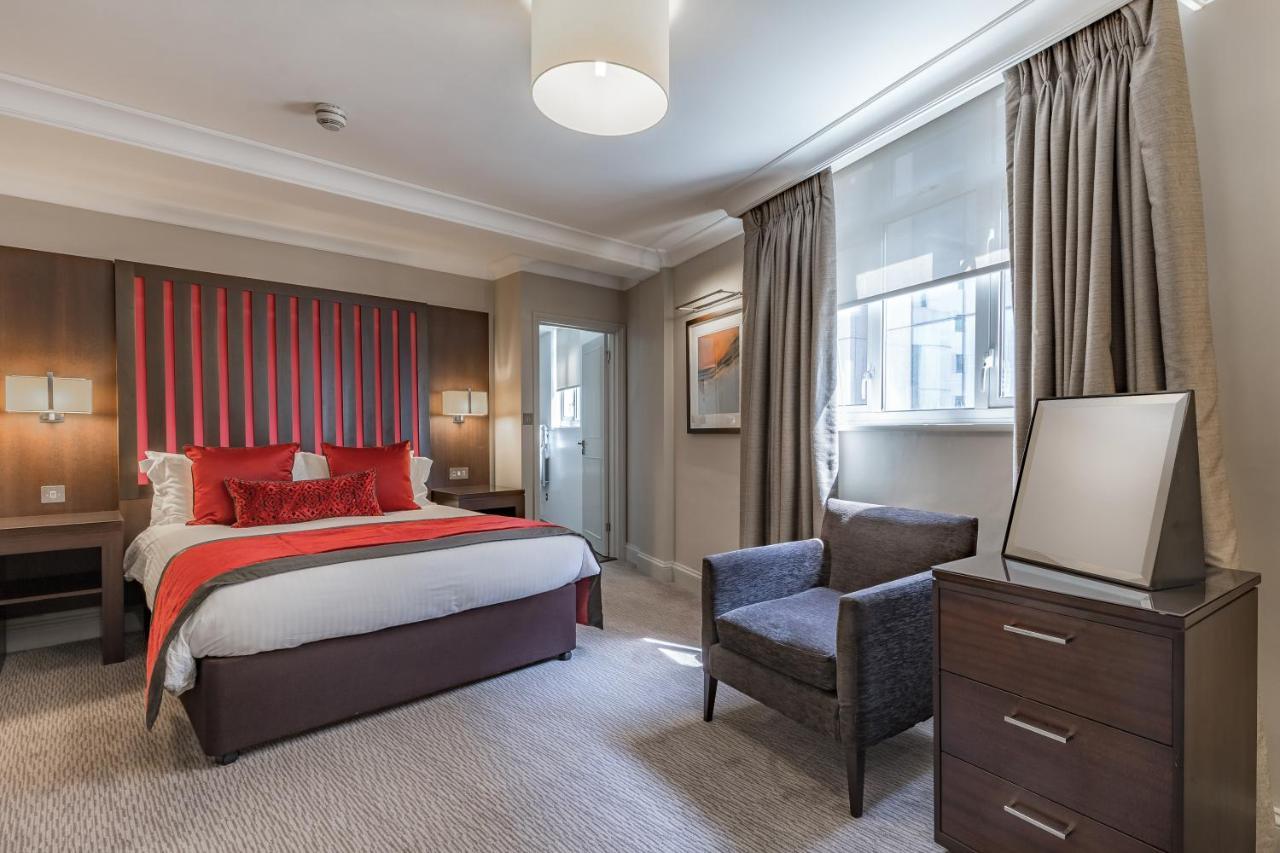 Grand Jersey Hotel And Spa Saint Helier Eksteriør billede A bedroom at the hotel