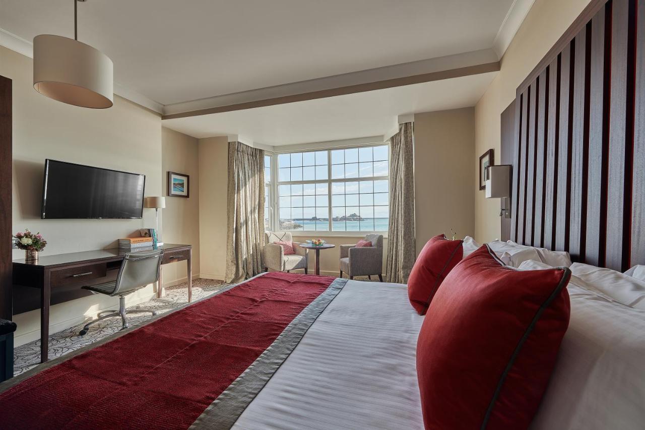 Grand Jersey Hotel And Spa Saint Helier Eksteriør billede A room at the hotel