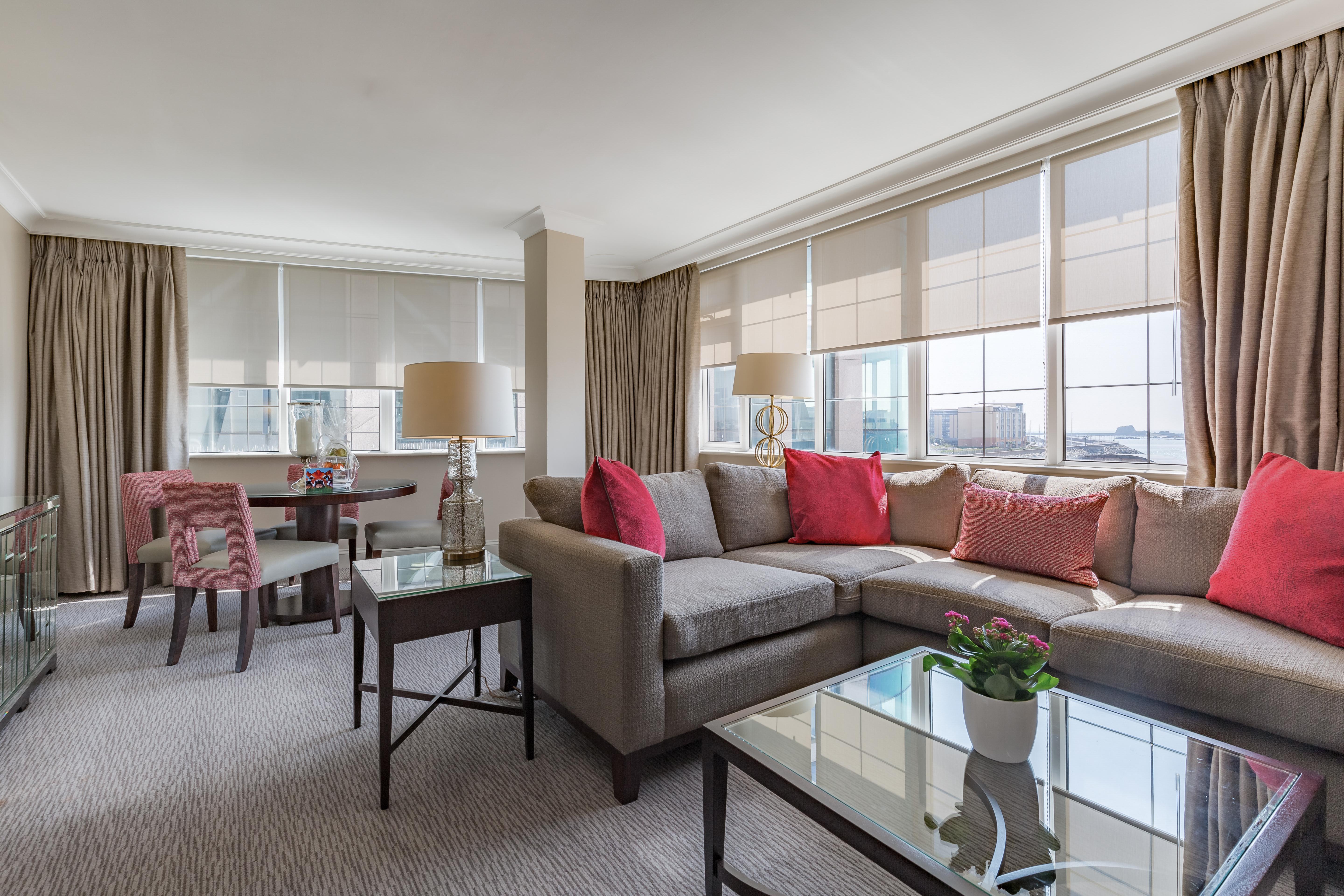 Grand Jersey Hotel And Spa Saint Helier Eksteriør billede A suite at the InterContinental London The O2
