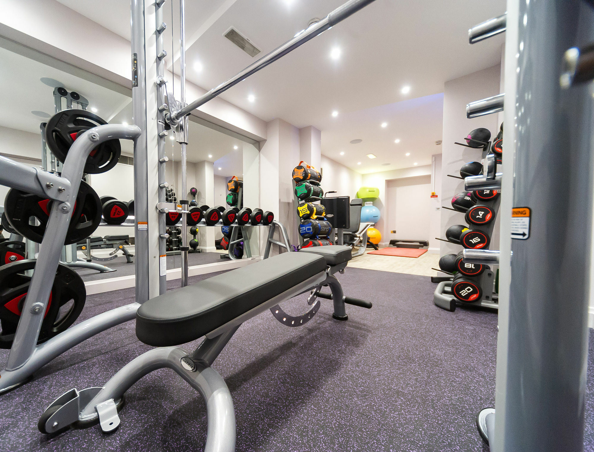 Grand Jersey Hotel And Spa Saint Helier Eksteriør billede A gym in the UK