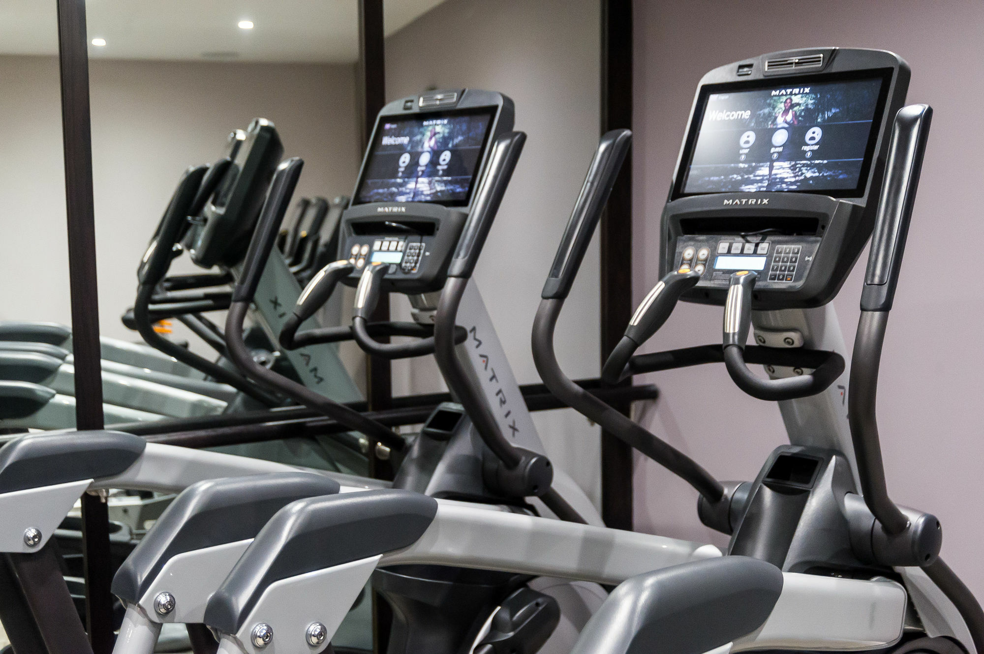 Grand Jersey Hotel And Spa Saint Helier Eksteriør billede Elliptical cross trainer
