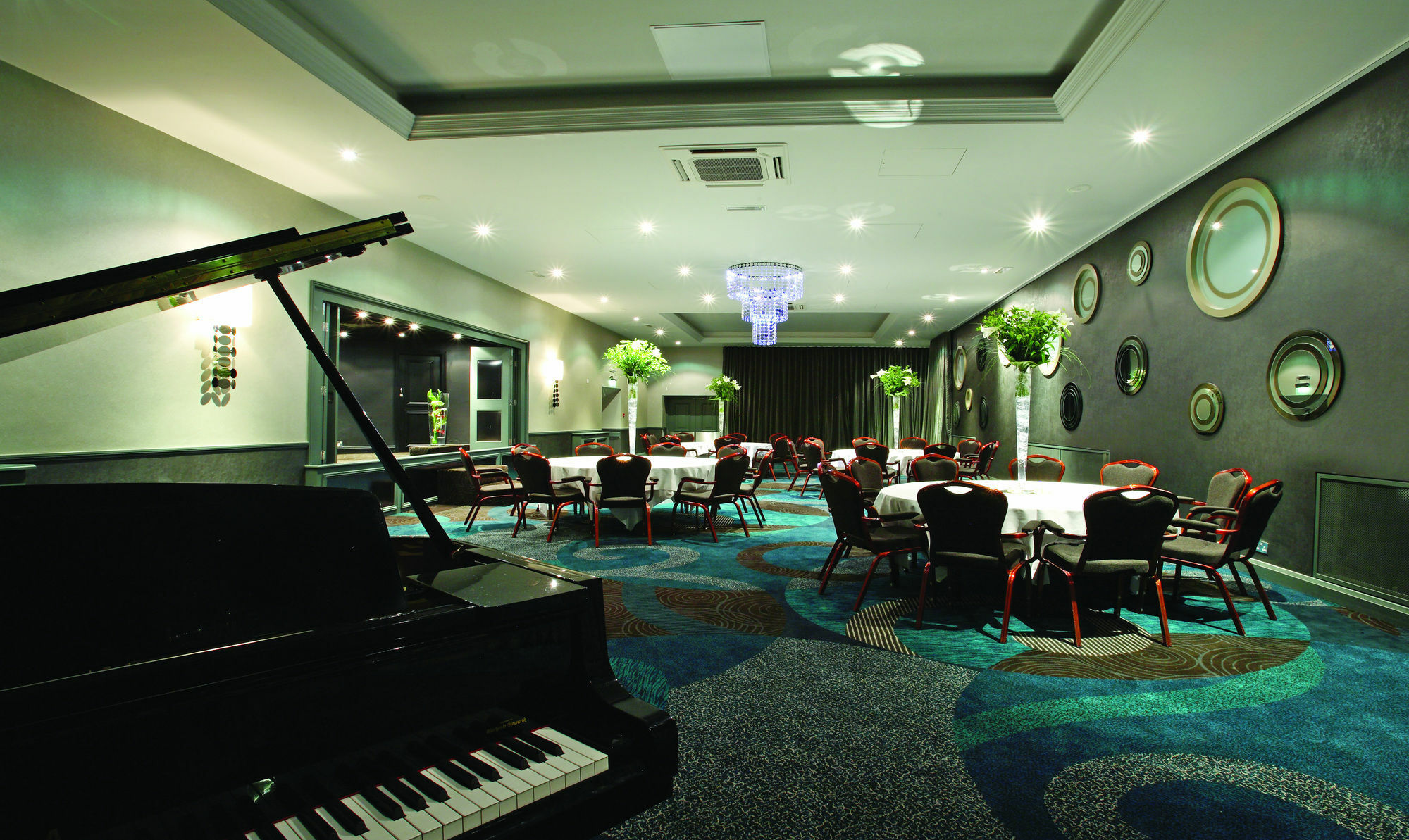 Grand Jersey Hotel And Spa Saint Helier Eksteriør billede The ballroom at the Protea Hotel, Centurion